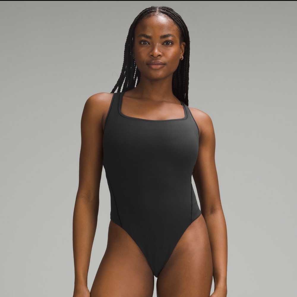 Lululemon Ultra Soft Nulu Bodysuit, Size 6